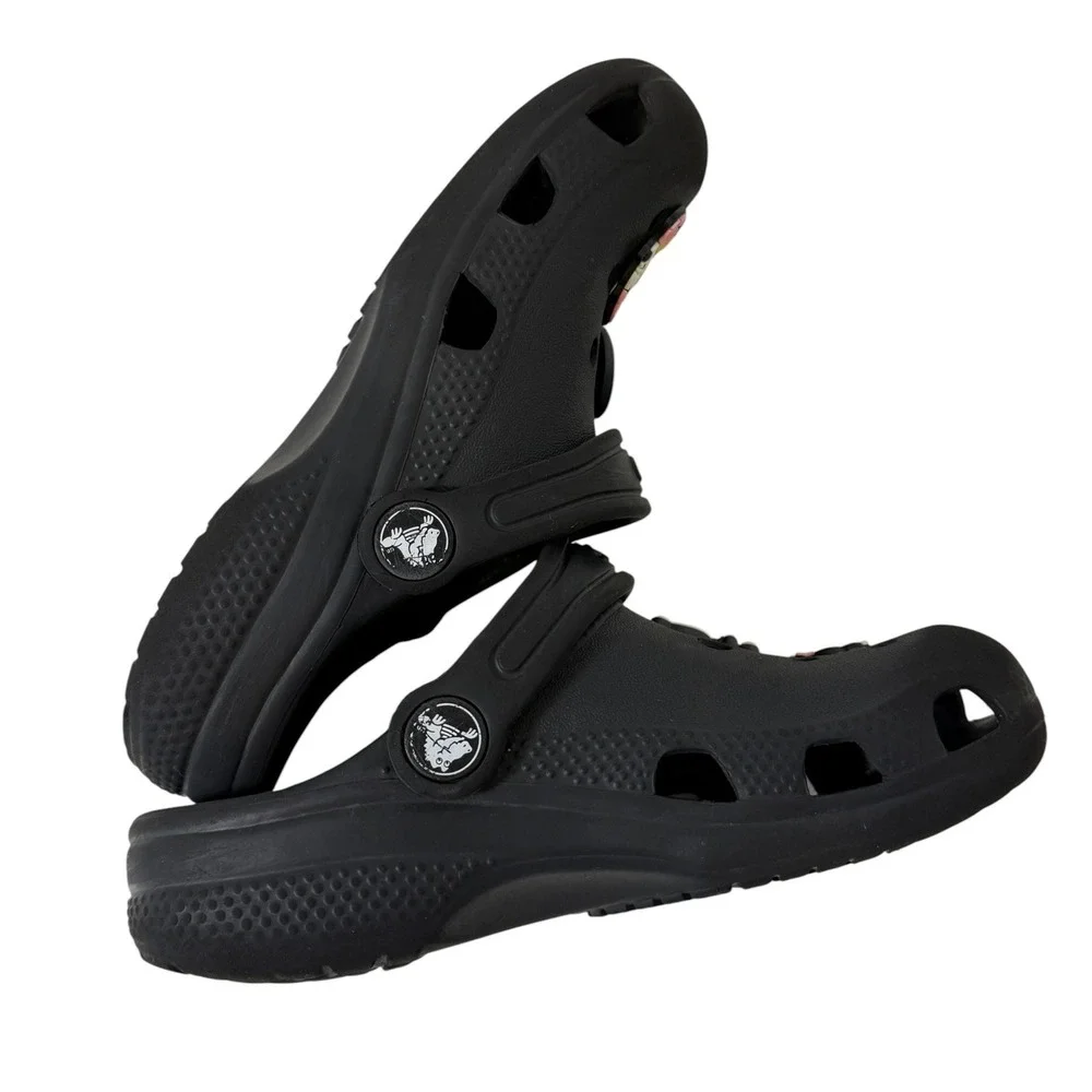 Crocs Classic Clog Kids Black Size C 11 Character Charms Jibbitz Slip On‎ Shoes